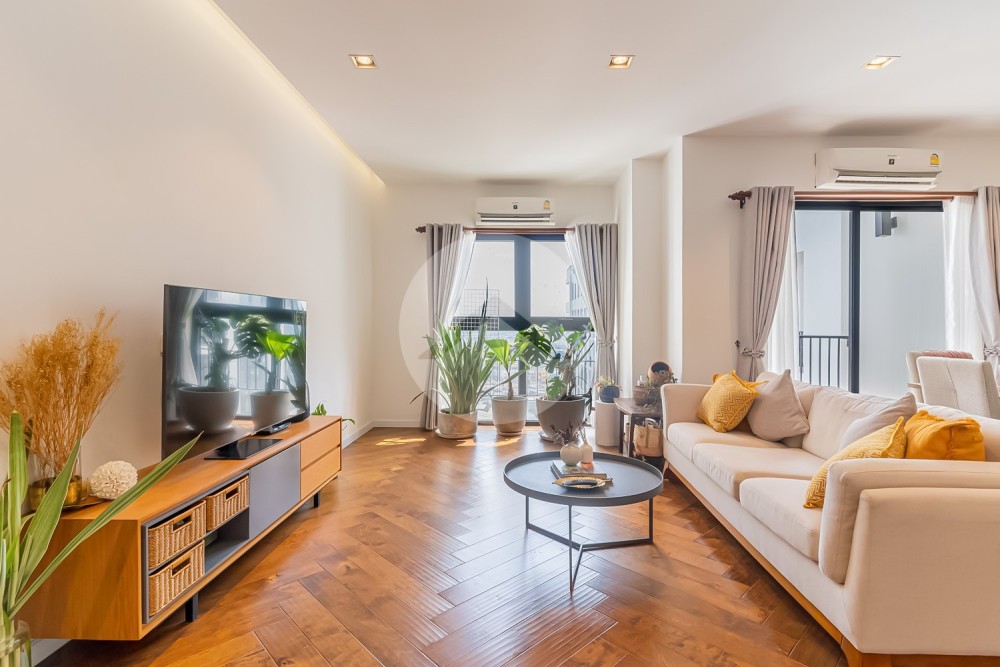 22nd Floor 2 Bedroom Condo For Sale - Urban Village, Chak Angrae Ler, Phnom Penh