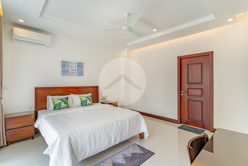 2 Bedroom Serviced Apartment For Rent - BKK3, Phnom Penh