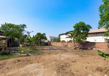 303 Sqm Residential Land For Sale - Svay Dangkum, Siem Reap thumbnail