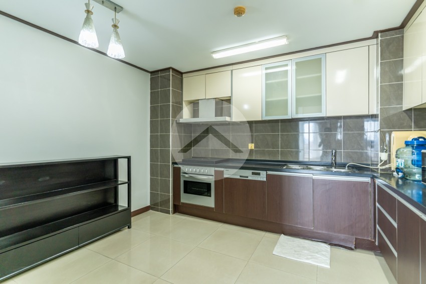 3 Bedroom Condo For Rent - De Castle Diamond, Boeung Kak 2, Phnom Penh