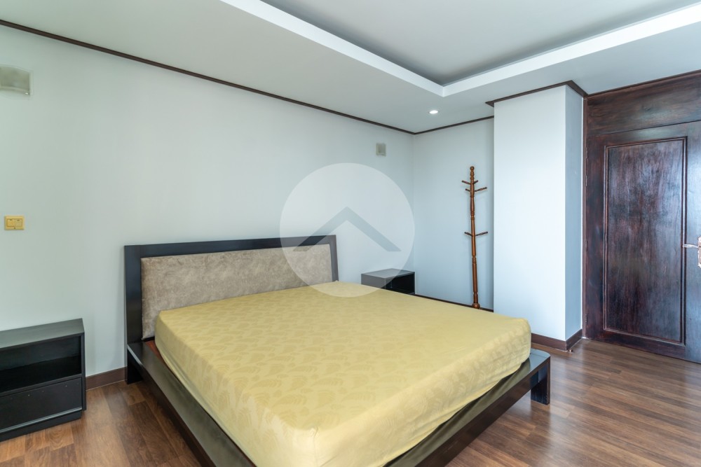 3 Bedroom Condo For Rent - De Castle Diamond, Boeung Kak 2, Phnom Penh - Image 10