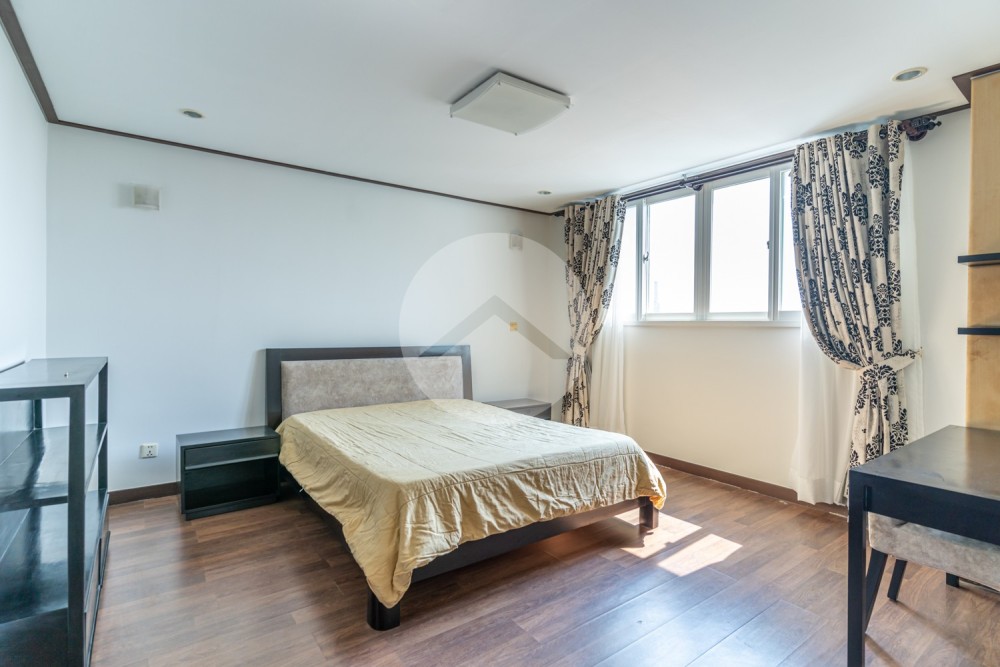 3 Bedroom Condo For Rent - De Castle Diamond, Boeung Kak 2, Phnom Penh - Image 15