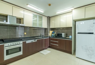 3 Bedroom Condo For Rent - De Castle Diamond, Boeung Kak 2, Phnom Penh thumbnail