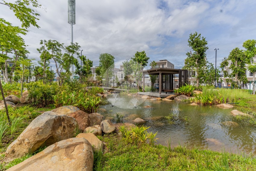 3 Bedroom Corner Linked Villa For Sale - Borey Chankiri, Preaek Kampues, Phnom Penh