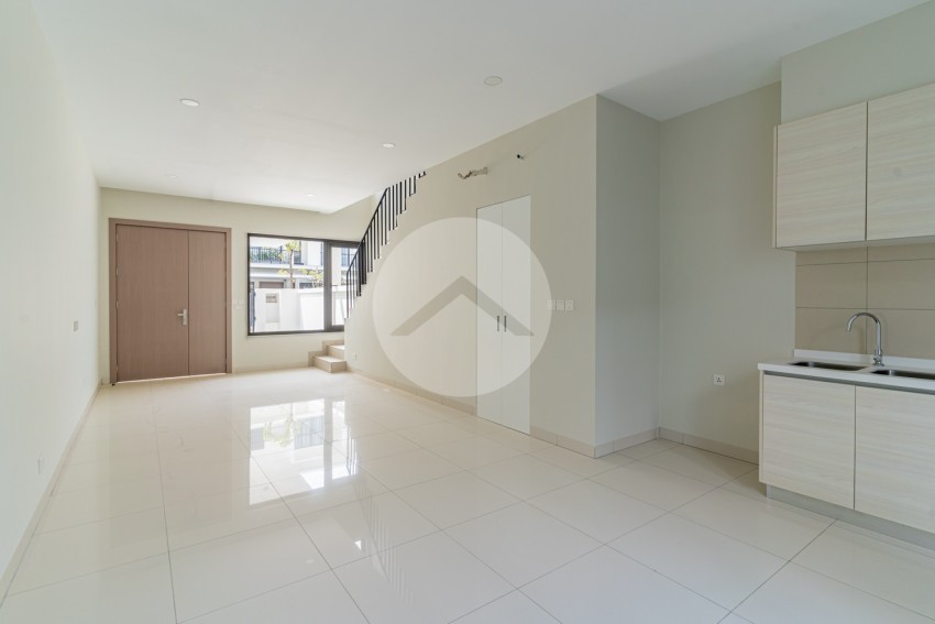 3 Bedroom Link Villa For Sale - Borey Chankiri, Preaek Kampues, Phnom Penh