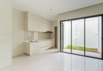 3 Bedroom Link Villa For Sale - Borey Chankiri, Preaek Kampues, Phnom Penh thumbnail