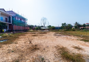 969 Sqm Land For Sale - Sala Kamreuk, Siem Reap thumbnail