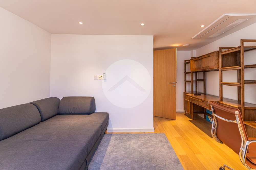 3 Bedroom Townhouse For Rent - Toul Tum Poung 2, Phnom Penh - Image 16