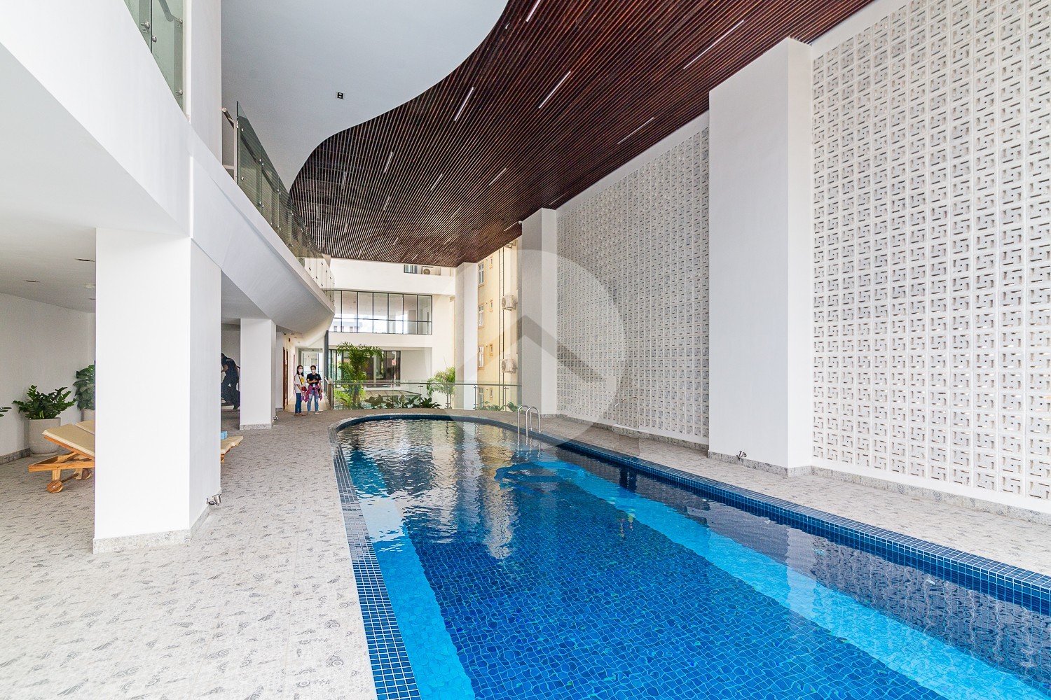 Duplex 4 Bedroom Serviced Penthouse For Rent - BKK1, Phnom Penh - Image 33