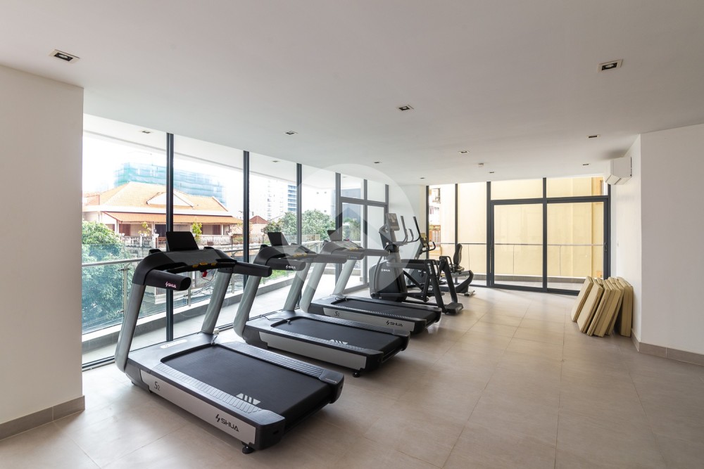 Duplex 4 Bedroom Serviced Penthouse For Rent - BKK1, Phnom Penh - Image 29