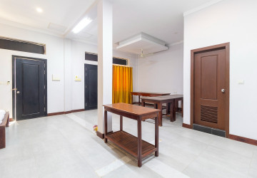 9 Bedroom Apartment Building For Rent - Svay Dangkum, Siem Reap thumbnail