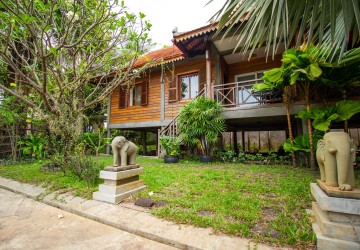 2 Bedroom Wooden House For Rent - Svay Dangkum, Siem Reap thumbnail