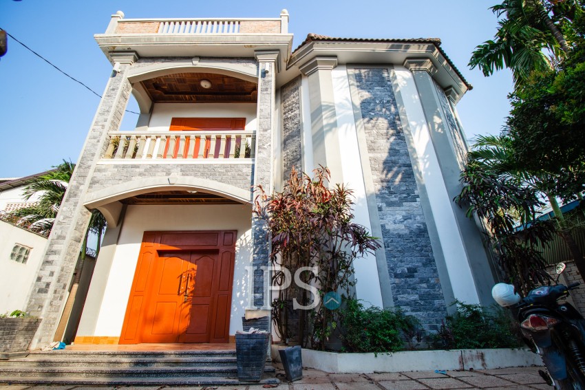 4 Bedroom Villa For Rent - Svay Dangkum, Siem Reap