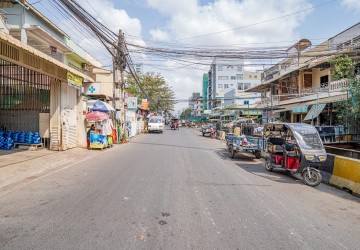 96 Sqm Retail Space For Rent  - BKK3, Phnom Penh thumbnail