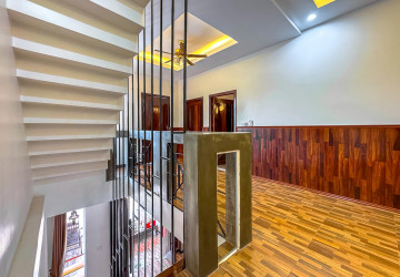 4 Bedroom Villa For Rent - Svay Dangkum, Siem Reap thumbnail