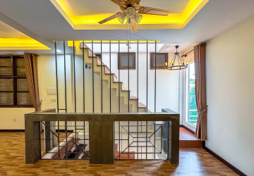 4 Bedroom Villa For Rent - Svay Dangkum, Siem Reap thumbnail