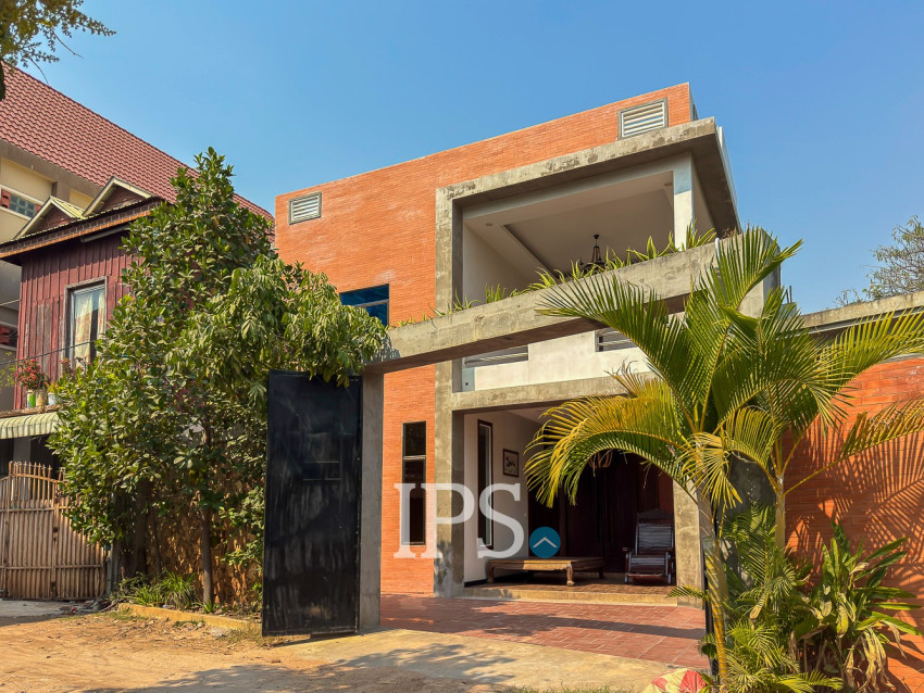 4 Bedroom Villa For Rent - Svay Dangkum, Siem Reap