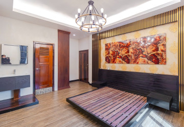 4 Bedroom Villa For Rent - Svay Dangkum, Siem Reap thumbnail