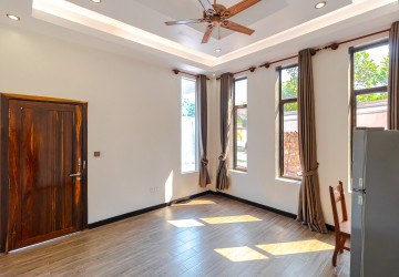 4 Bedroom Villa For Rent - Svay Dangkum, Siem Reap thumbnail