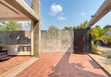 4 Bedroom Villa For Rent - Svay Dangkum, Siem Reap thumbnail