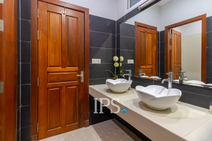 2 Bedroom Apartment For Rent - Svay Dangkum, Siem Reap