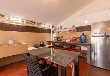 2 Bedroom Apartment For Rent - Svay Dangkum, Siem Reap thumbnail