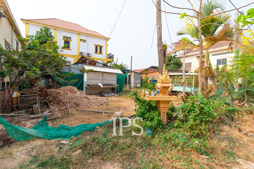 274 Sqm Land For Sale - Svay Dangkum, Siem Reap