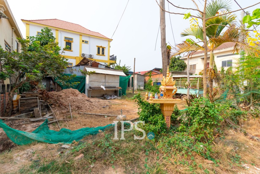 158 Sqm Land For Sale - Svay Dangkum, Siem Reap