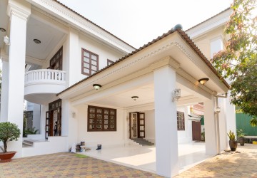 4 Bedroom Villa For Rent - Borey Sunway, Toul Kork, Phnom Penh thumbnail