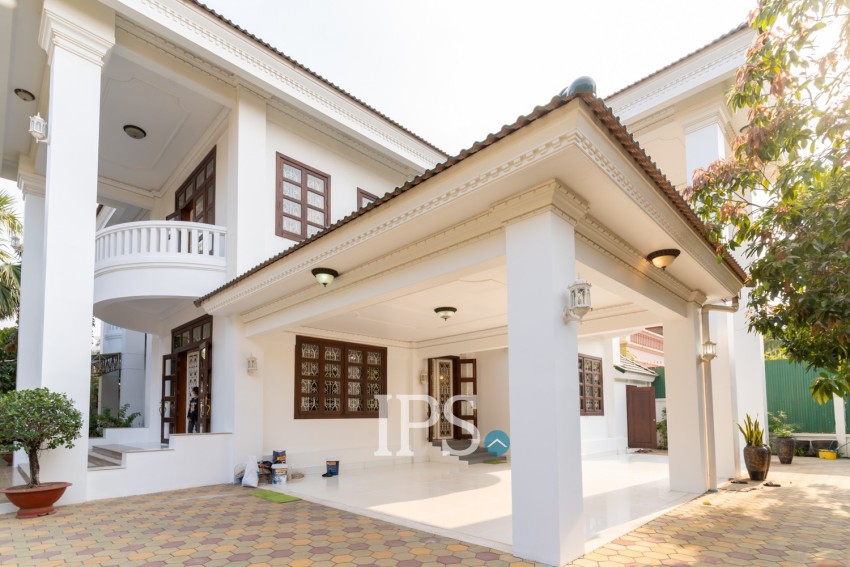 4 Bedroom Villa For Rent - Borey Sunway, Toul Kork, Phnom Penh