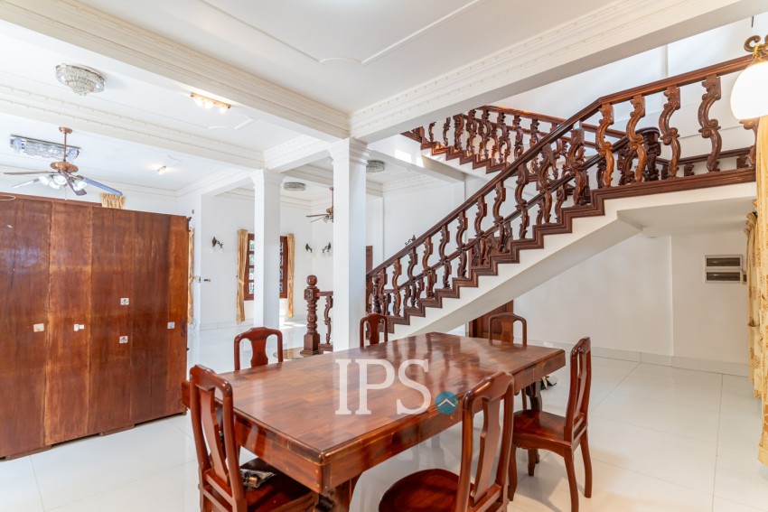 4 Bedroom Villa For Rent - Borey Sunway, Toul Kork, Phnom Penh