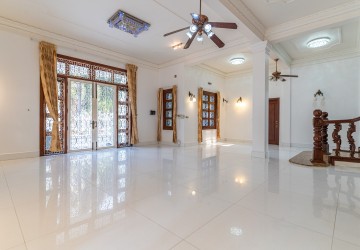 4 Bedroom Villa For Rent - Borey Sunway, Toul Kork, Phnom Penh thumbnail