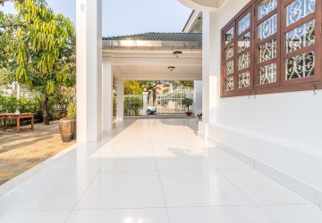 4 Bedroom Villa For Rent - Borey Sunway, Toul Kork, Phnom Penh thumbnail