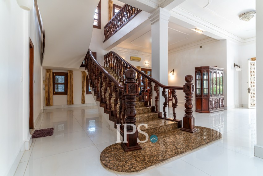 4 Bedroom Villa For Rent - Borey Sunway, Toul Kork, Phnom Penh