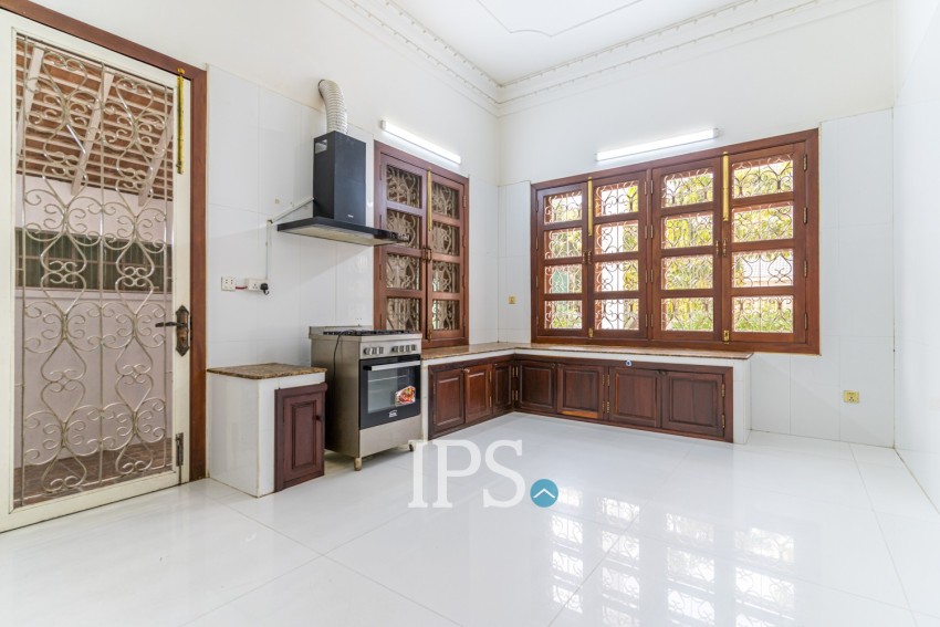 4 Bedroom Villa For Rent - Borey Sunway, Toul Kork, Phnom Penh