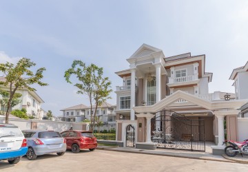 7 Bedroom Villa For Rent - Borey Peng Huoth Boeung Snor, Chbar Ampov, Phnom Penh thumbnail