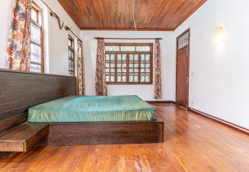 2 Bedroom House For Rent - Boeung Trabek, Phnom Penh thumbnail