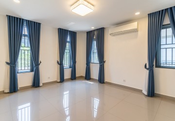 6 Bedroom Queen Villa For Sale - Chip Mong Landmark 271, Beoung Tumpun 2, Phnom Penh thumbnail