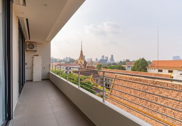 4 Bedroom Duplex Penthouse For Rent - Chakto Mukh, Phnom Penh thumbnail