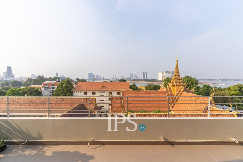 4 Bedroom Duplex Penthouse For Rent - Chakto Mukh, Phnom Penh