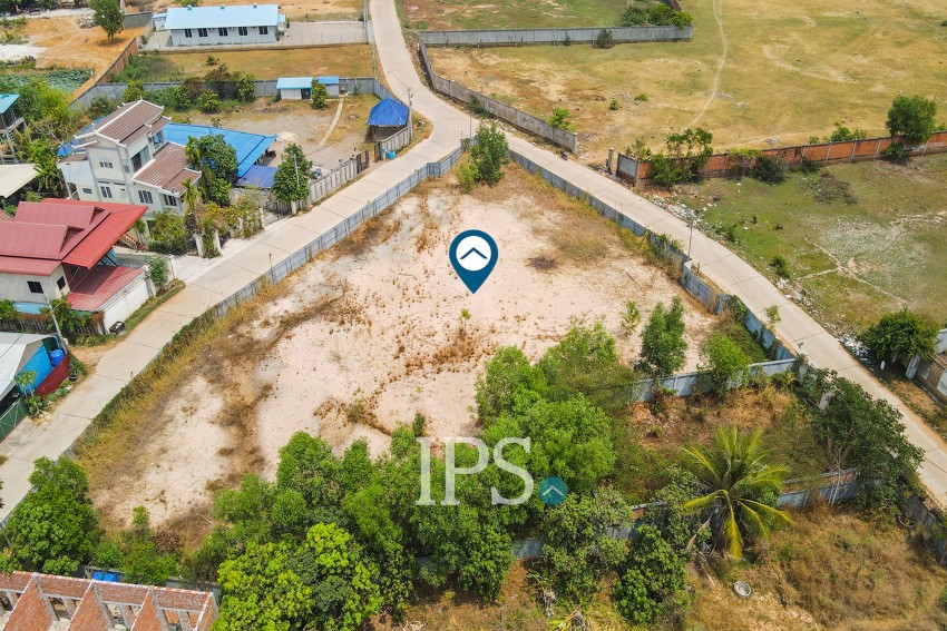 2,522 Sqm Land For Sale - Svay Dangkum, Siem Reap