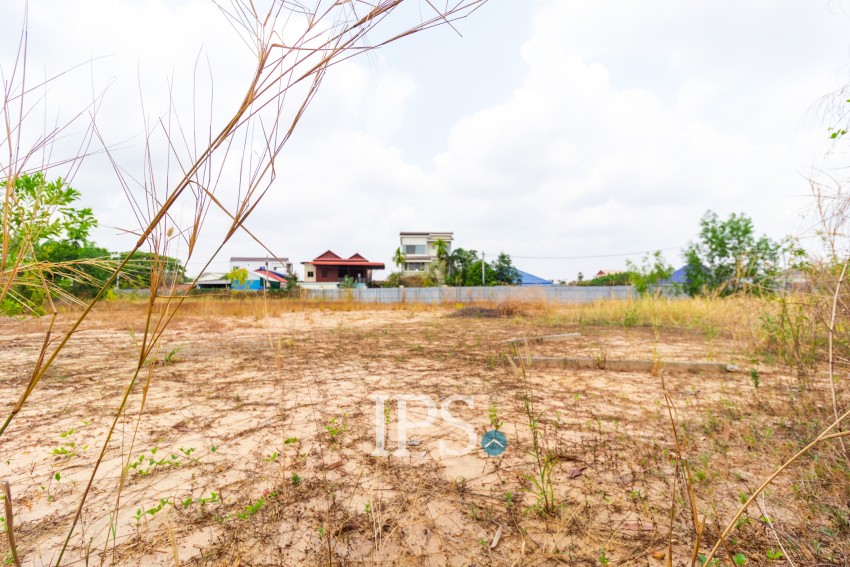 2,522 Sqm Land For Sale - Svay Dangkum, Siem Reap