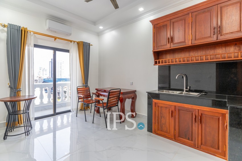 1 Bedroom Serviced Apartment For Rent - BKK1, Phnom Penh