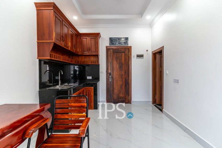 1 Bedroom Serviced Apartment For Rent - BKK1, Phnom Penh