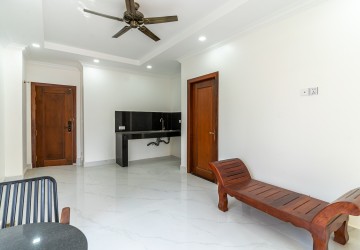 1 Bedroom Serviced Apartment For Rent - BKK1, Phnom Penh thumbnail