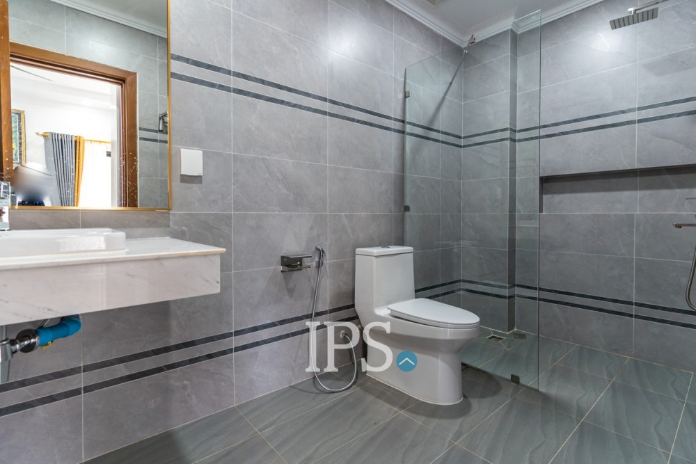 45 Sqm Studio Serviced Apartment For Rent - BKK1, Phnom Penh - Image 8