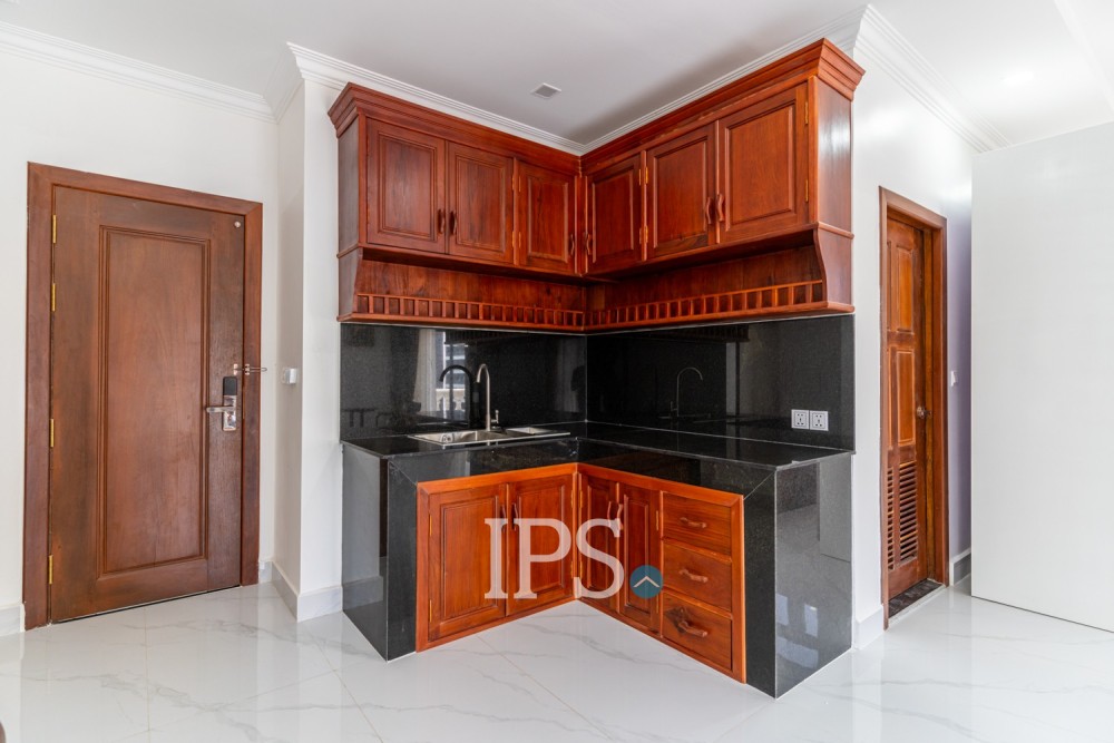 45 Sqm Studio Serviced Apartment For Rent - BKK1, Phnom Penh - Image 3