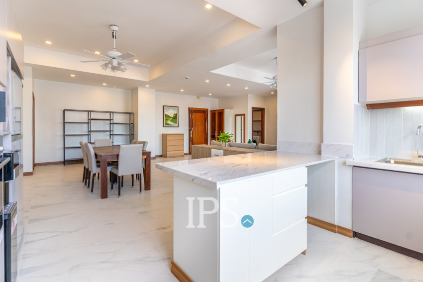 3 Bedroom Serviced Apartment For Rent - Tonle Bassac, Phnom Penh