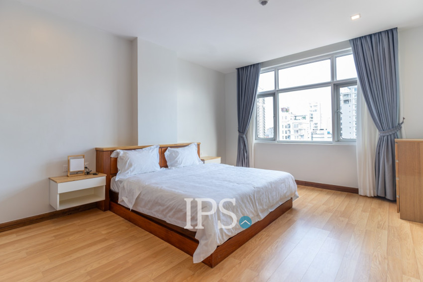 3 Bedroom Serviced Apartment For Rent - Tonle Bassac, Phnom Penh