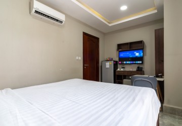 40 Sqm Studio Serviced Apartment For Rent - BKK2, Phnom Penh thumbnail